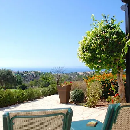 3 Bedroom Ouranos With Private Garden, Aphrodite Hills Kuklia