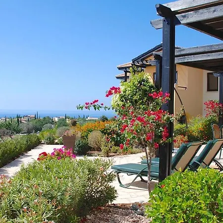 3 Bedroom Ouranos With Private Garden, Aphrodite Hills * Kouklia