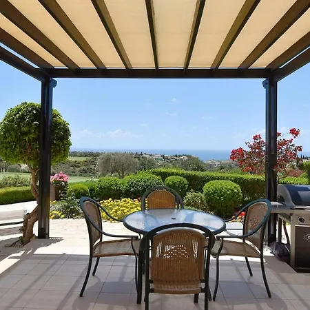 Apartment 3 Bedroom Ouranos With Private Garden, Aphrodite Hills